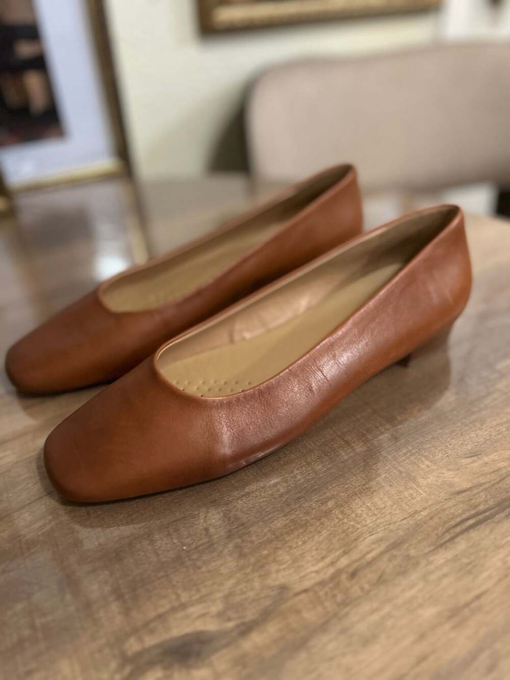 Trotters Honor Flat Size 12M Tan Leather